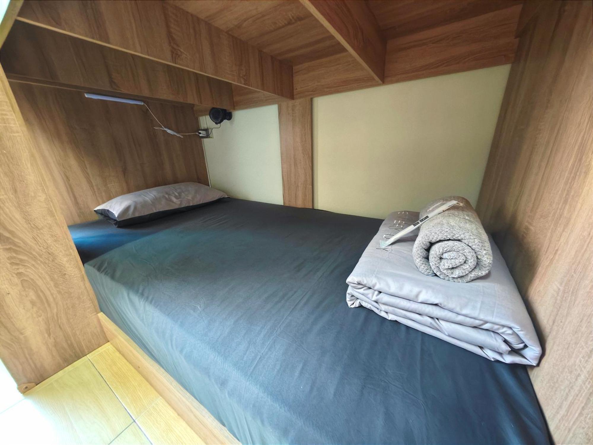 Panda Lodge Home Stay بانكوك الغرفة الصورة