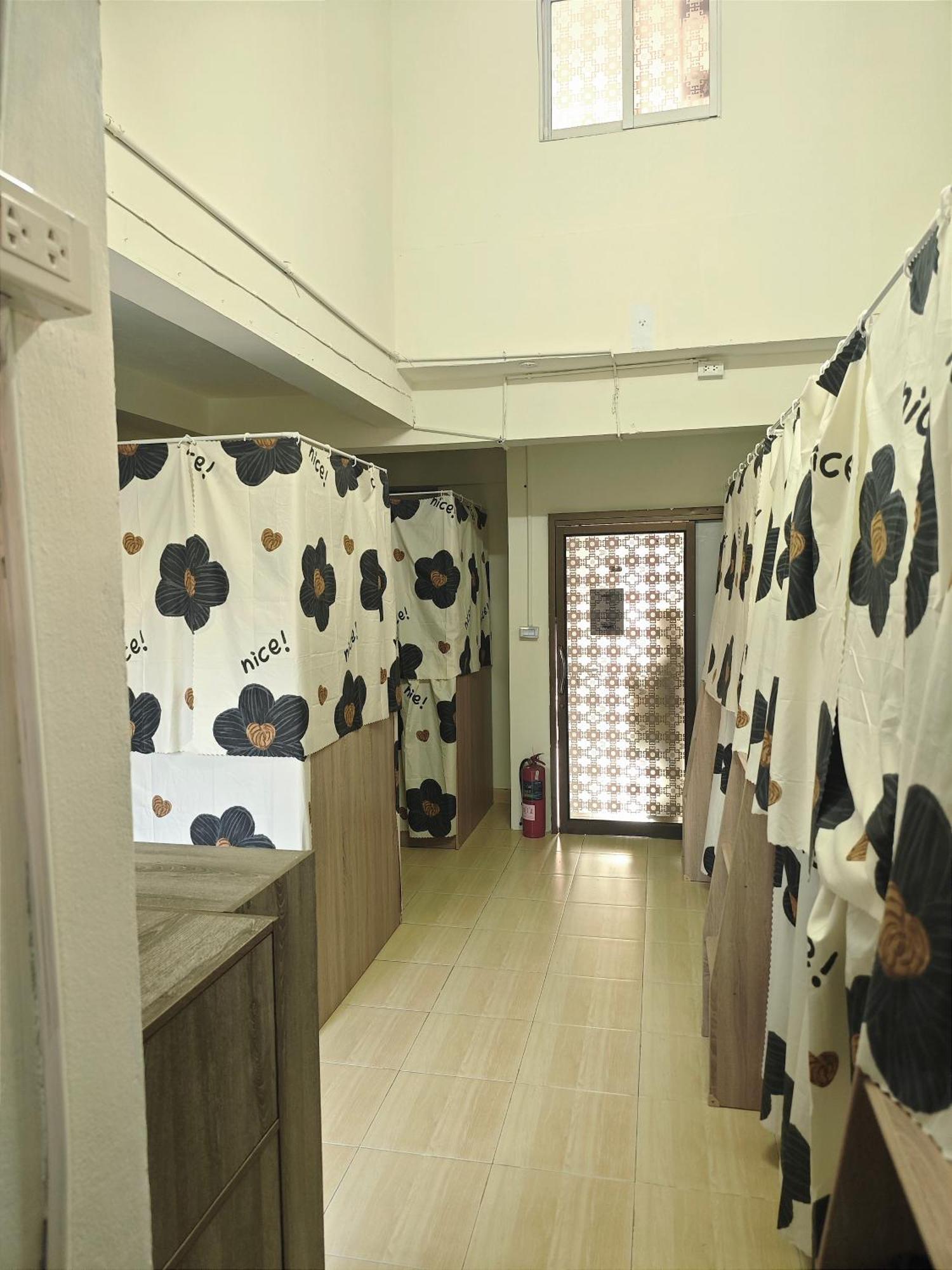 Panda Lodge Home Stay بانكوك المظهر الخارجي الصورة